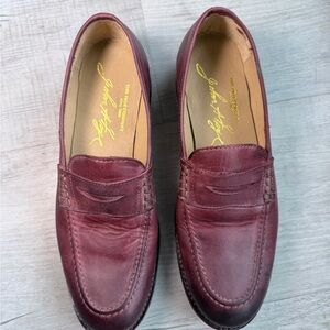 Frye Womens 6.5 B Leather Loafers Burgundy Slip On Made in Mexico